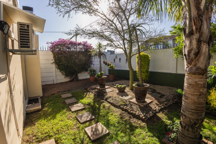 3 Bedroom Property for Sale in Tara Western Cape